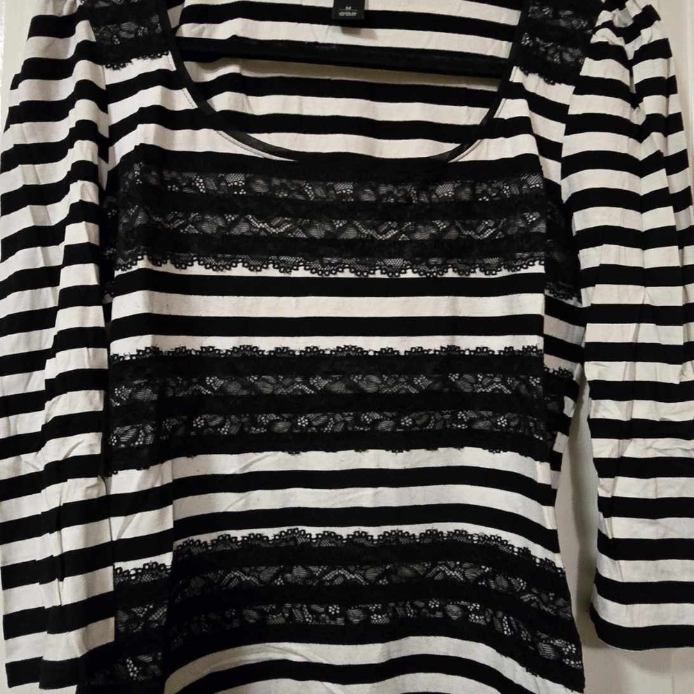 White House Black Market Black and White Striped Lace-Trim Long Sleeve Top